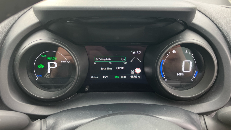 Toyota Yaris 1.5 Hybrid Design 5dr CVT Hybrid Hatchback